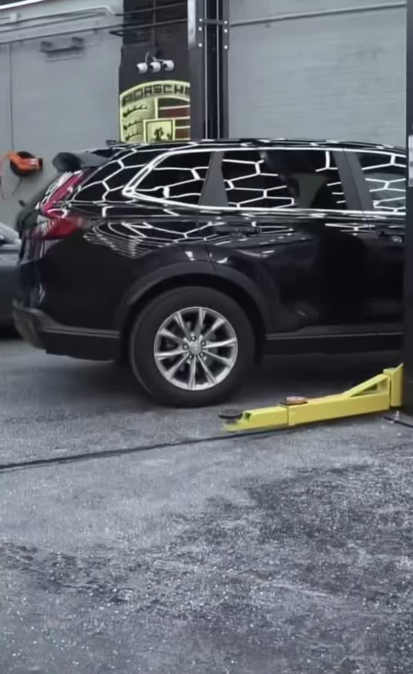 SUV on the lift at EnyAutomotive
