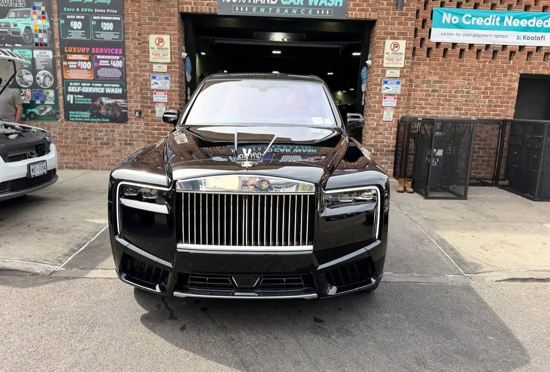 Black Rolls-Royce at ENY Motors